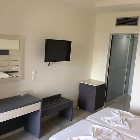 Bay Hotel 2*