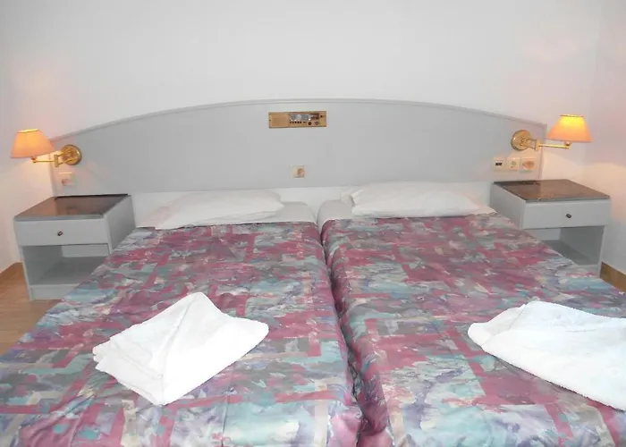Hotel Bay 2*