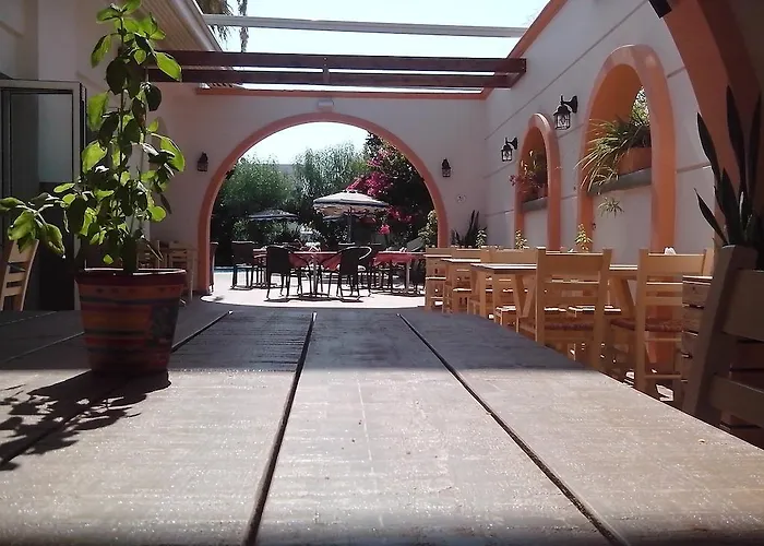 Hotel Bay 2*