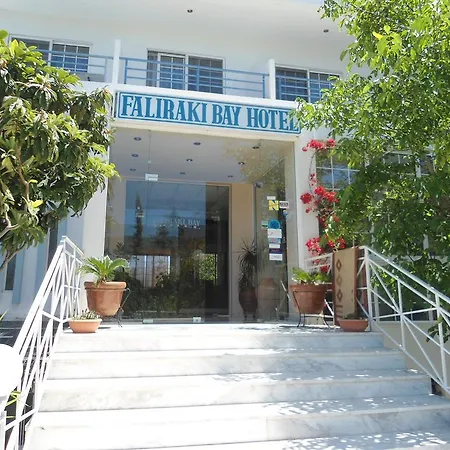Hotel Bay 2*