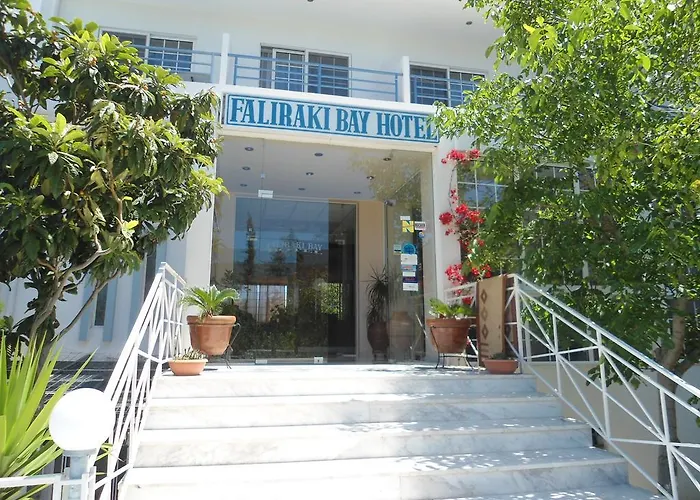 Hotel Bay 2*