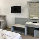 Bay Φαληράκι