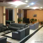Bay 2* Φαληράκι