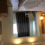 Ξενοδοχείο Bay 2*